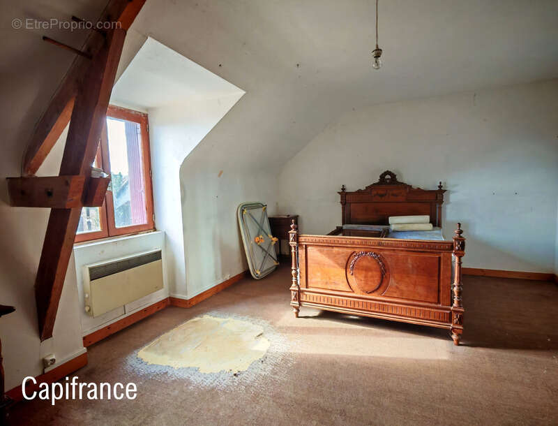 Maison à MAURE-DE-BRETAGNE