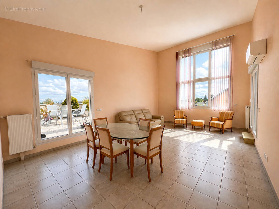 Appartement à OLIVET