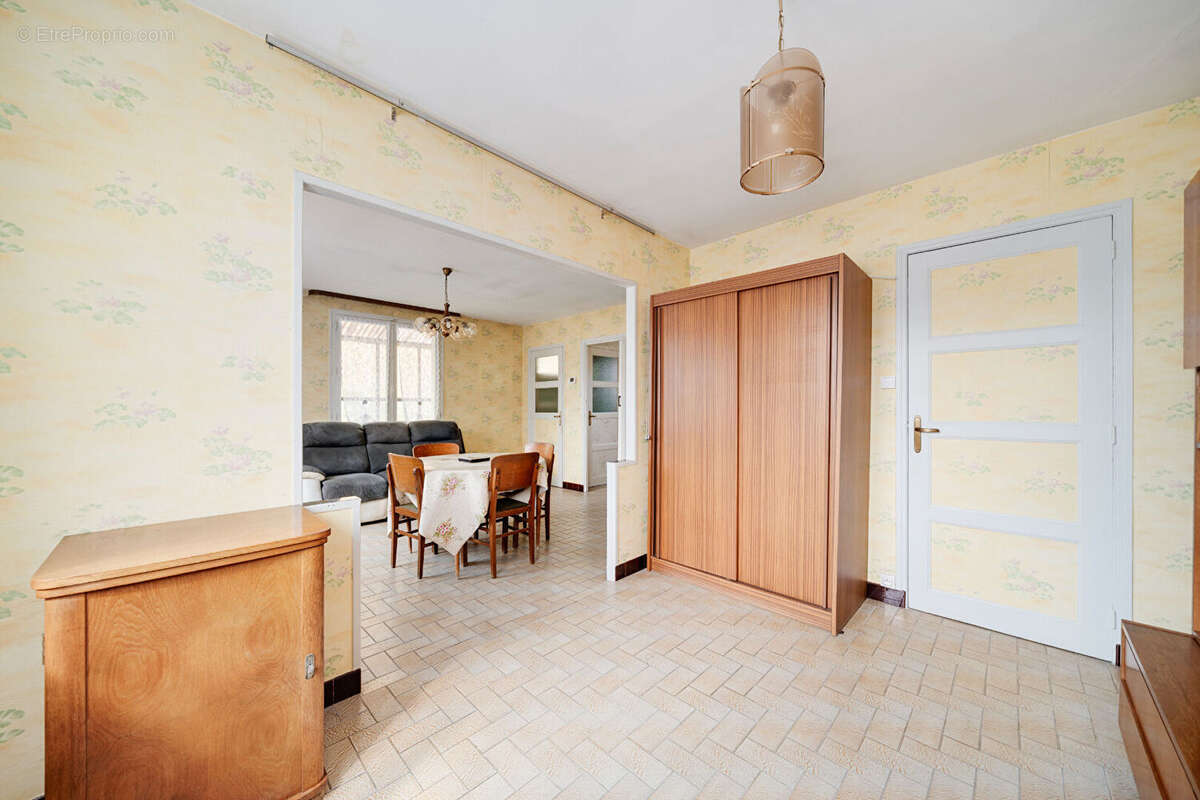 Maison à NEUVES-MAISONS