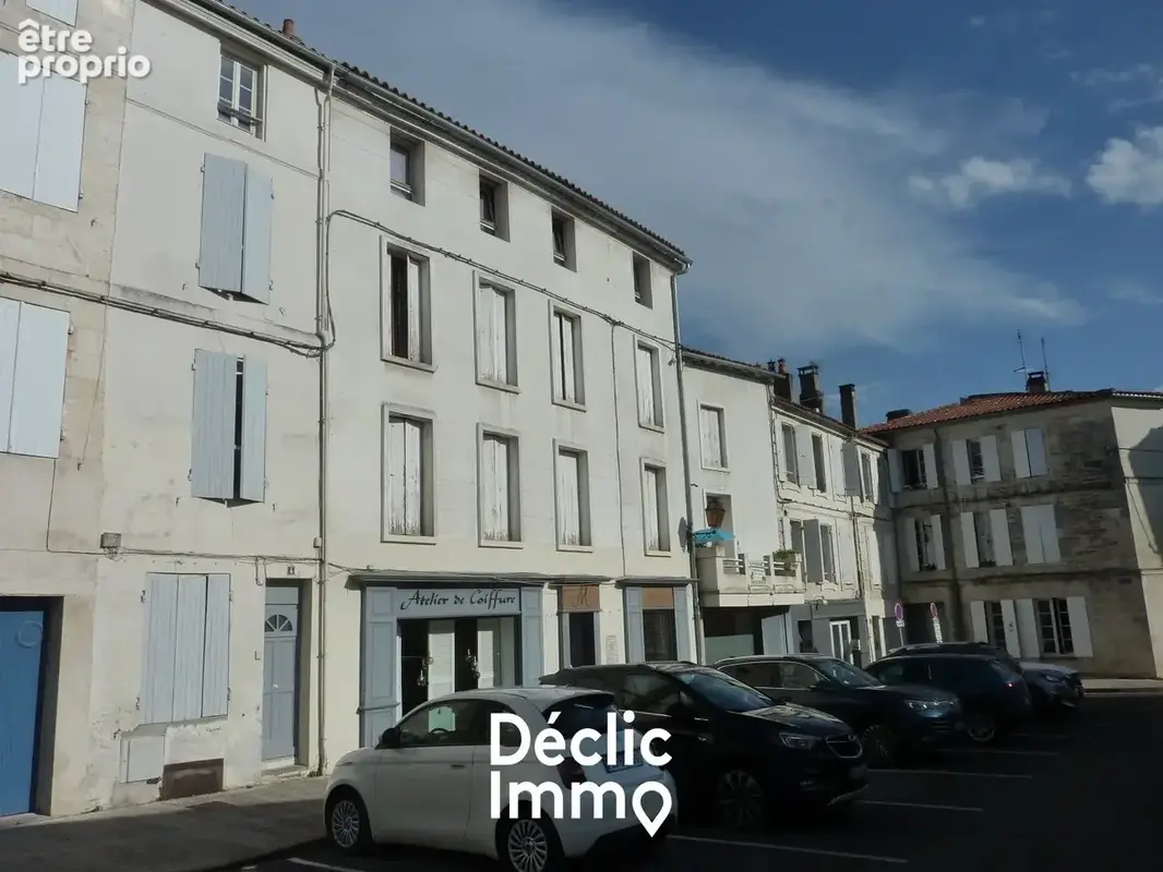 Maison à SAINTES