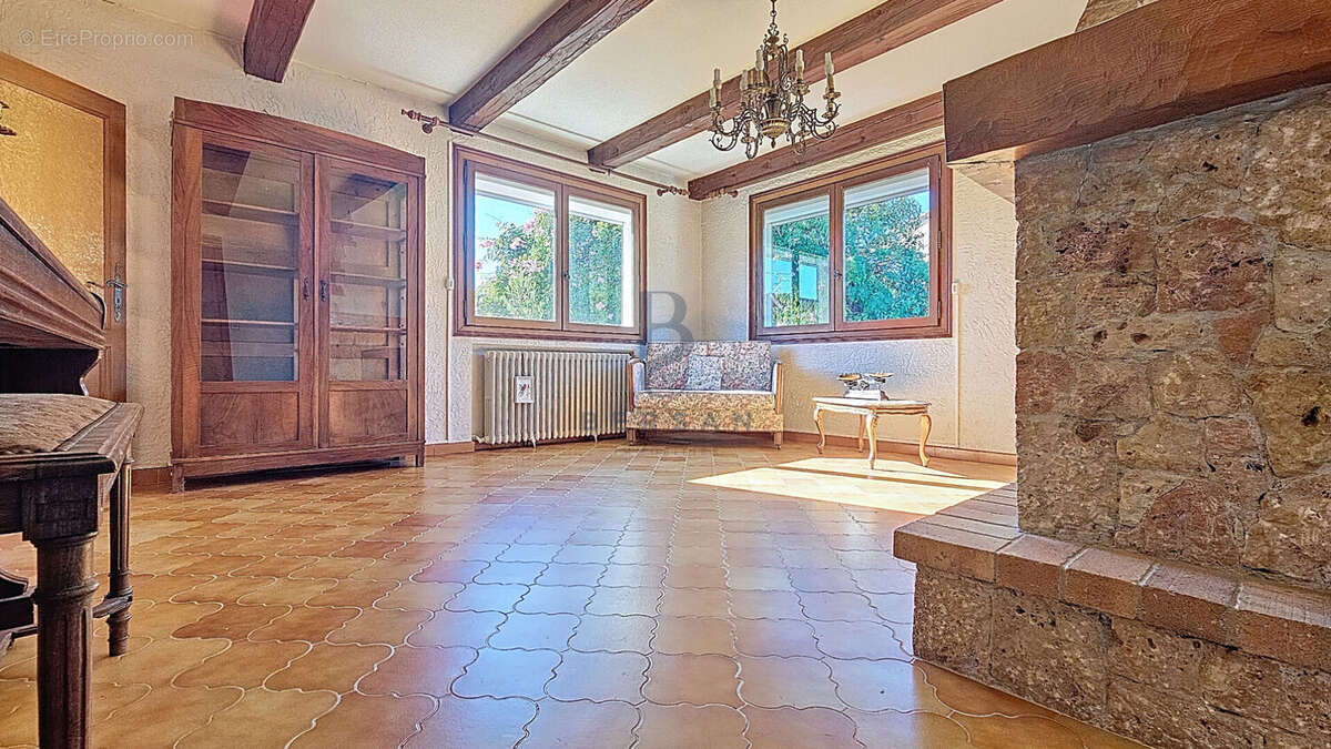 Appartement à SAINT-RAPHAEL