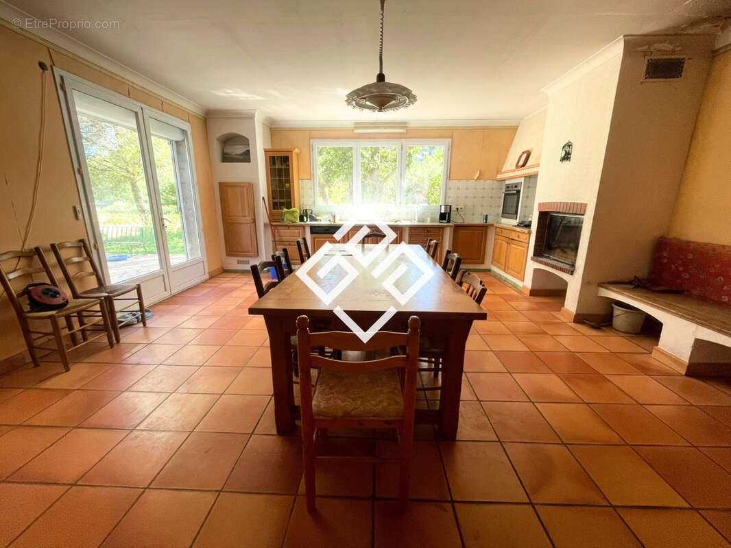 Maison à BIZE-MINERVOIS