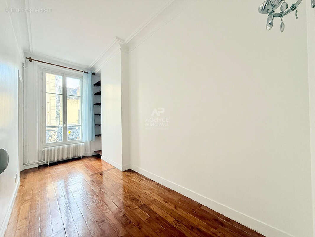 Appartement à HOUILLES