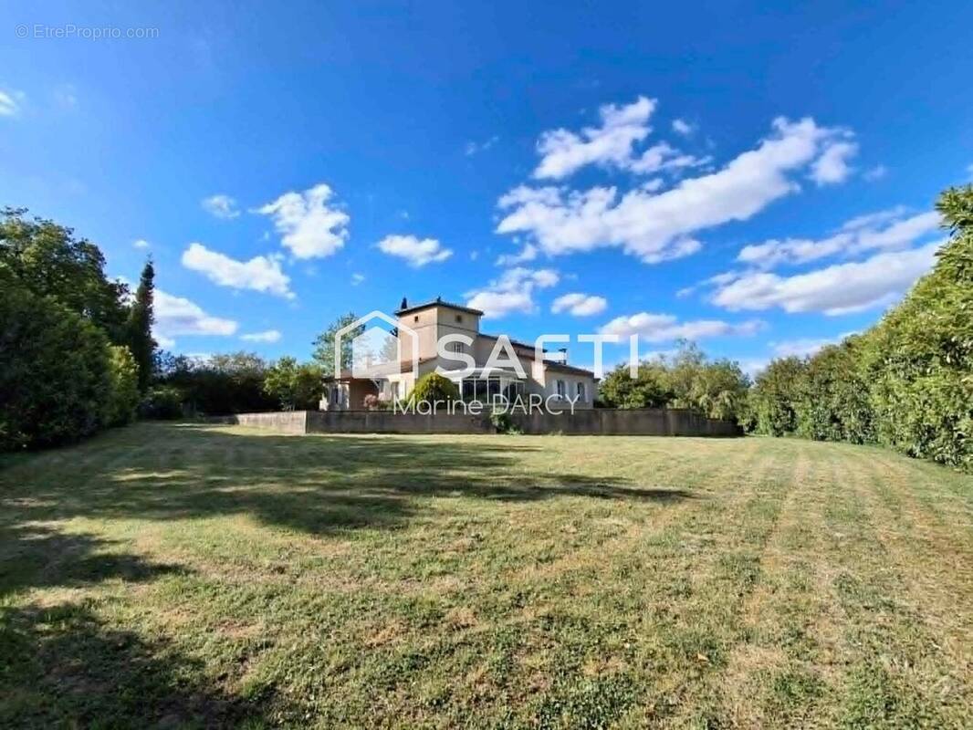 Photo 1 - Maison à ESCOUSSENS