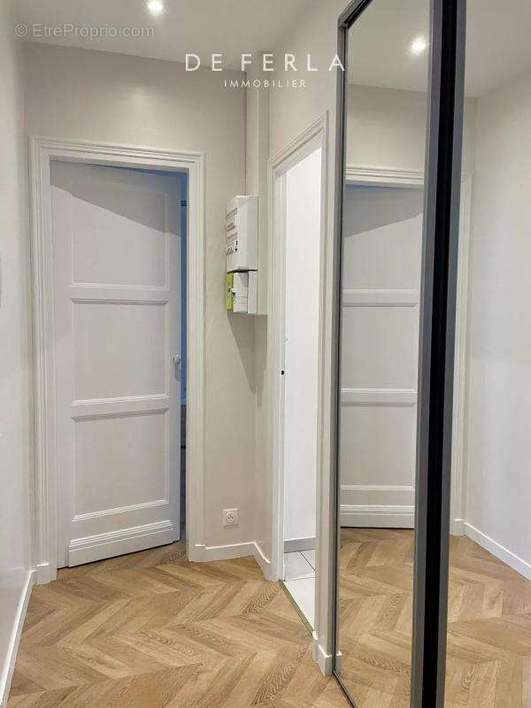 Appartement à PARIS-15E