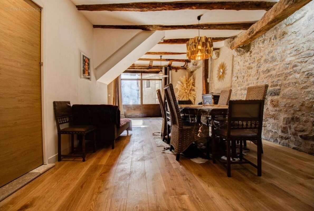 Immeuble avec cour - coeur de Cajarc - photo 17