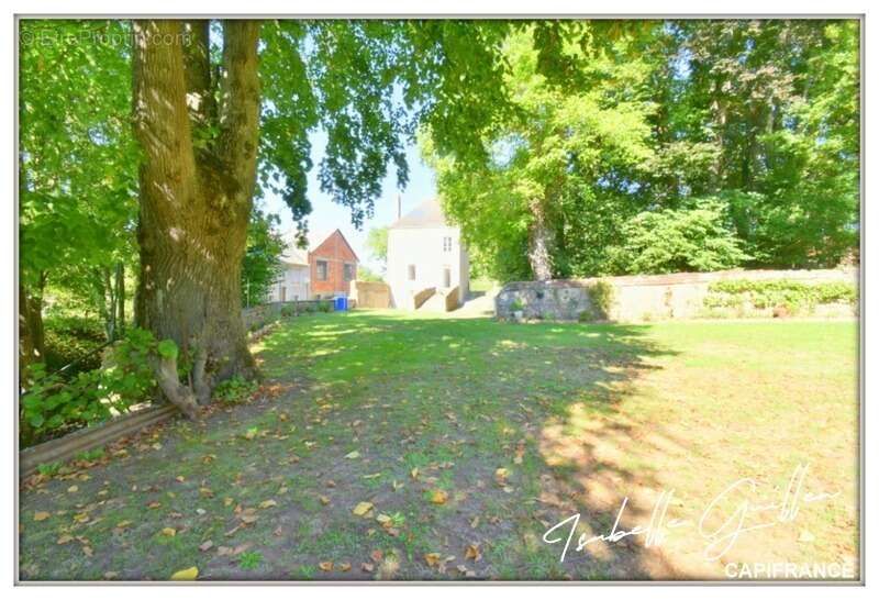 Maison à CHATEAUMEILLANT