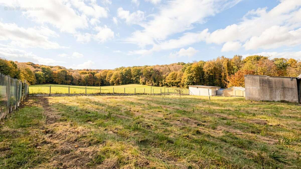 RIBECOURT-DRESLINCOURT (60) - Terrain à bâtir - 598m² - photo 3