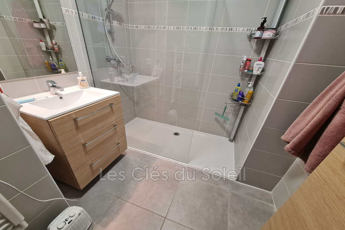 Appartement à LA VALETTE-DU-VAR