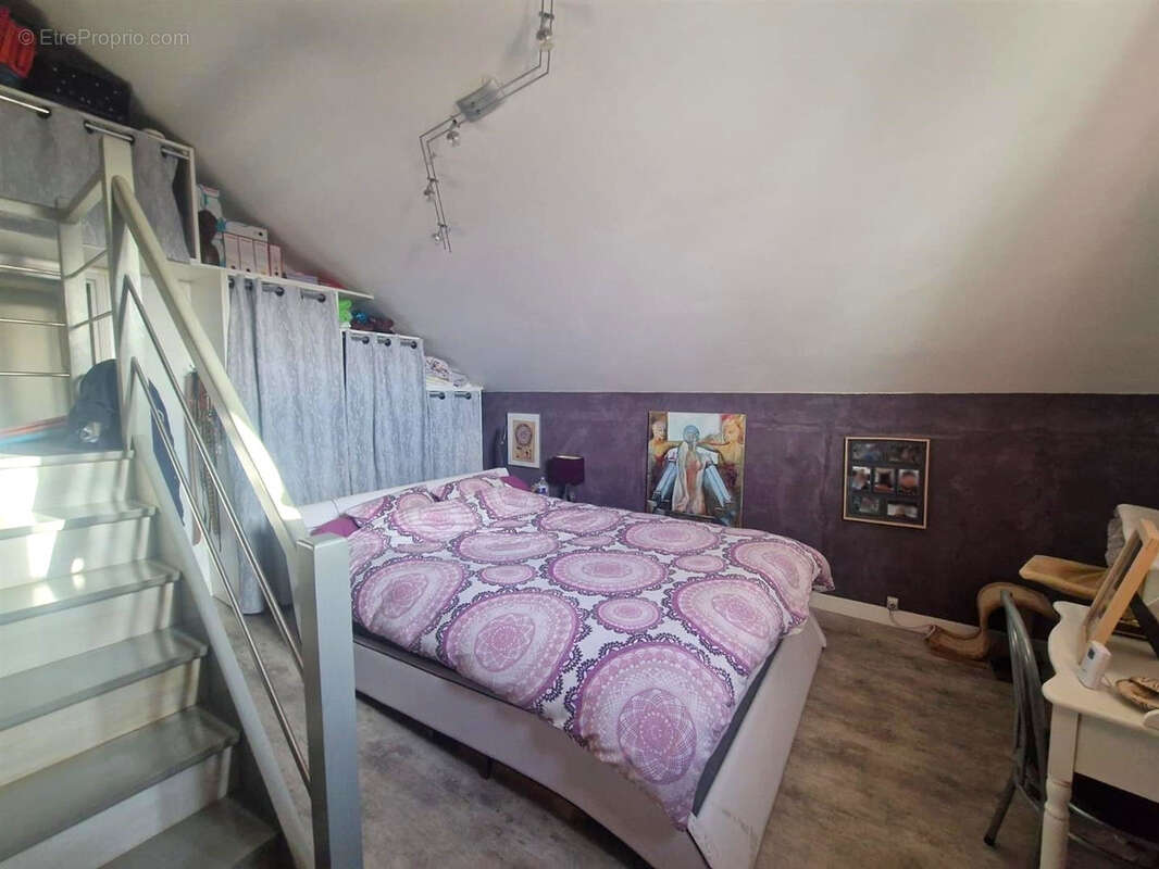 Ensemble immobilier avec bâtiment commercial et logement - photo 5