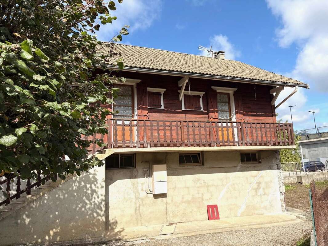 Maison à MONESTIER-DE-CLERMONT