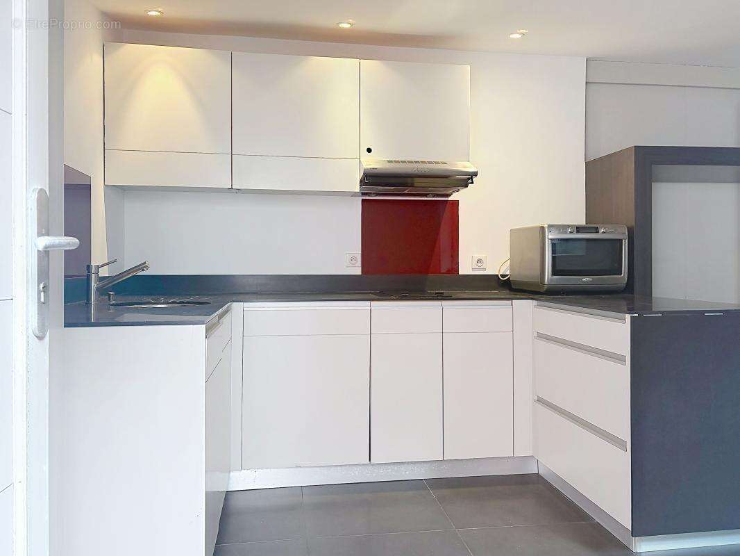 Appartement À Vendre  LA ROCHELLE - photo 3