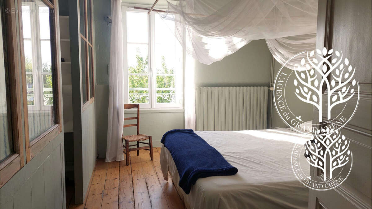 Maison à SAINT-SAVINIEN