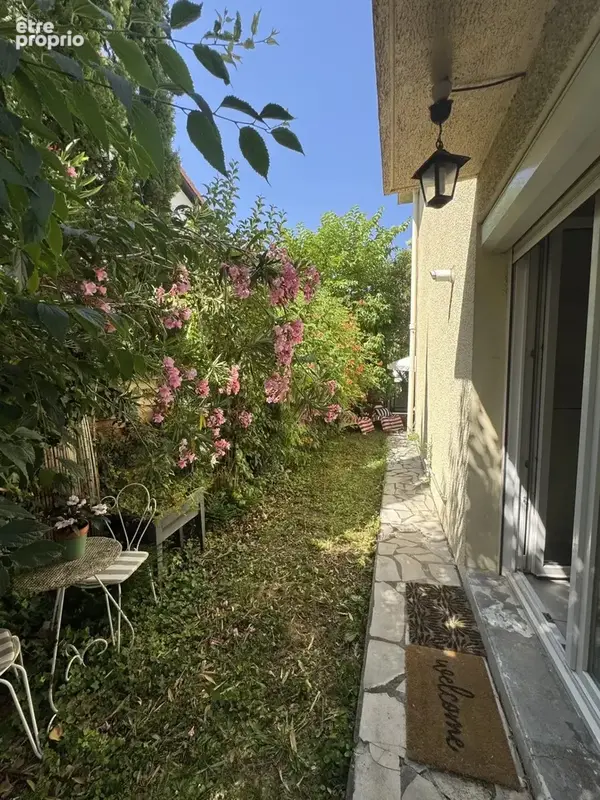 Cote pavee - maison t5 avec piscine - photo 5
