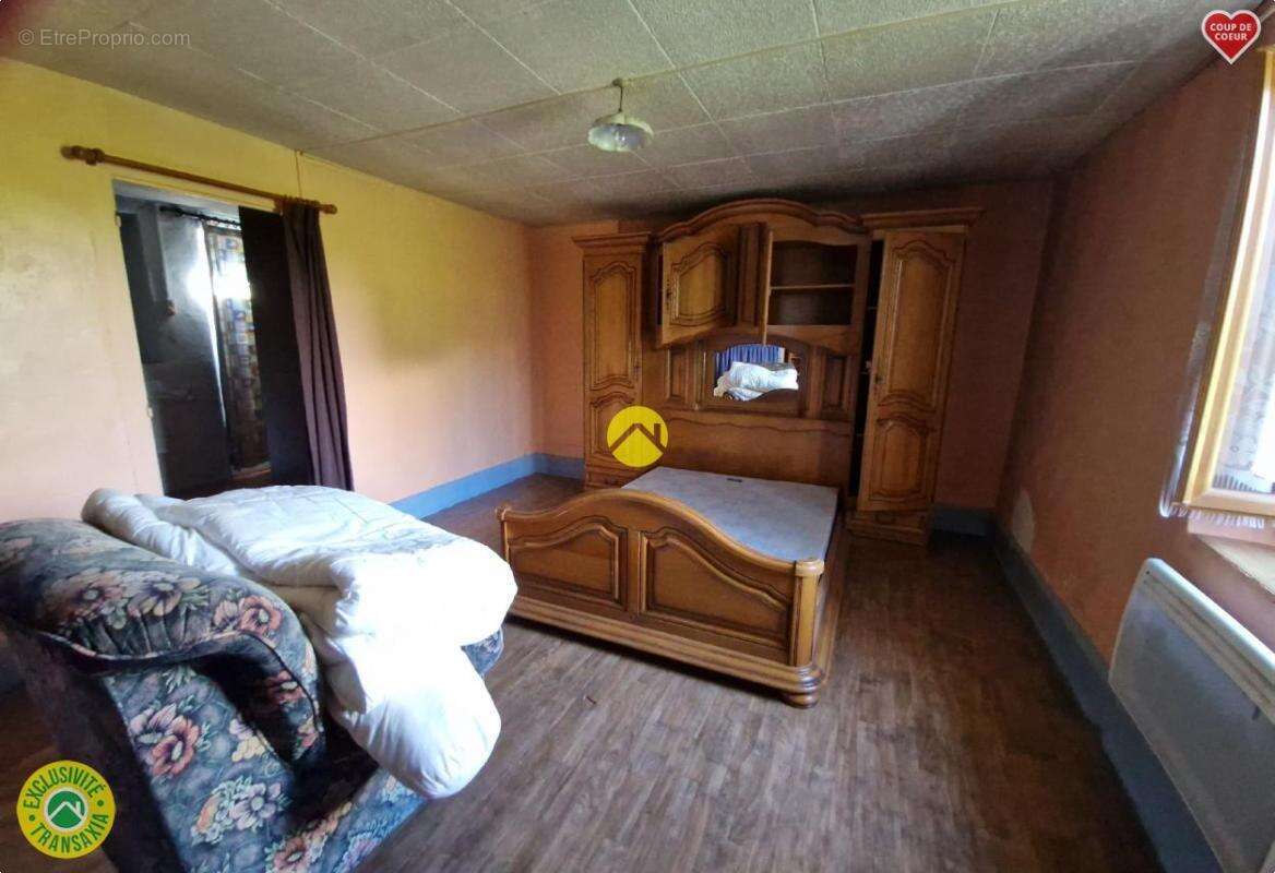 Maison à LA GUERCHE-SUR-L'AUBOIS