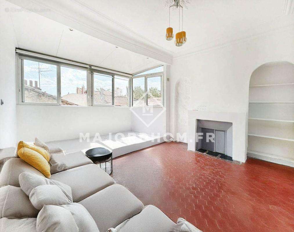 Appartement à MARSEILLE-6E