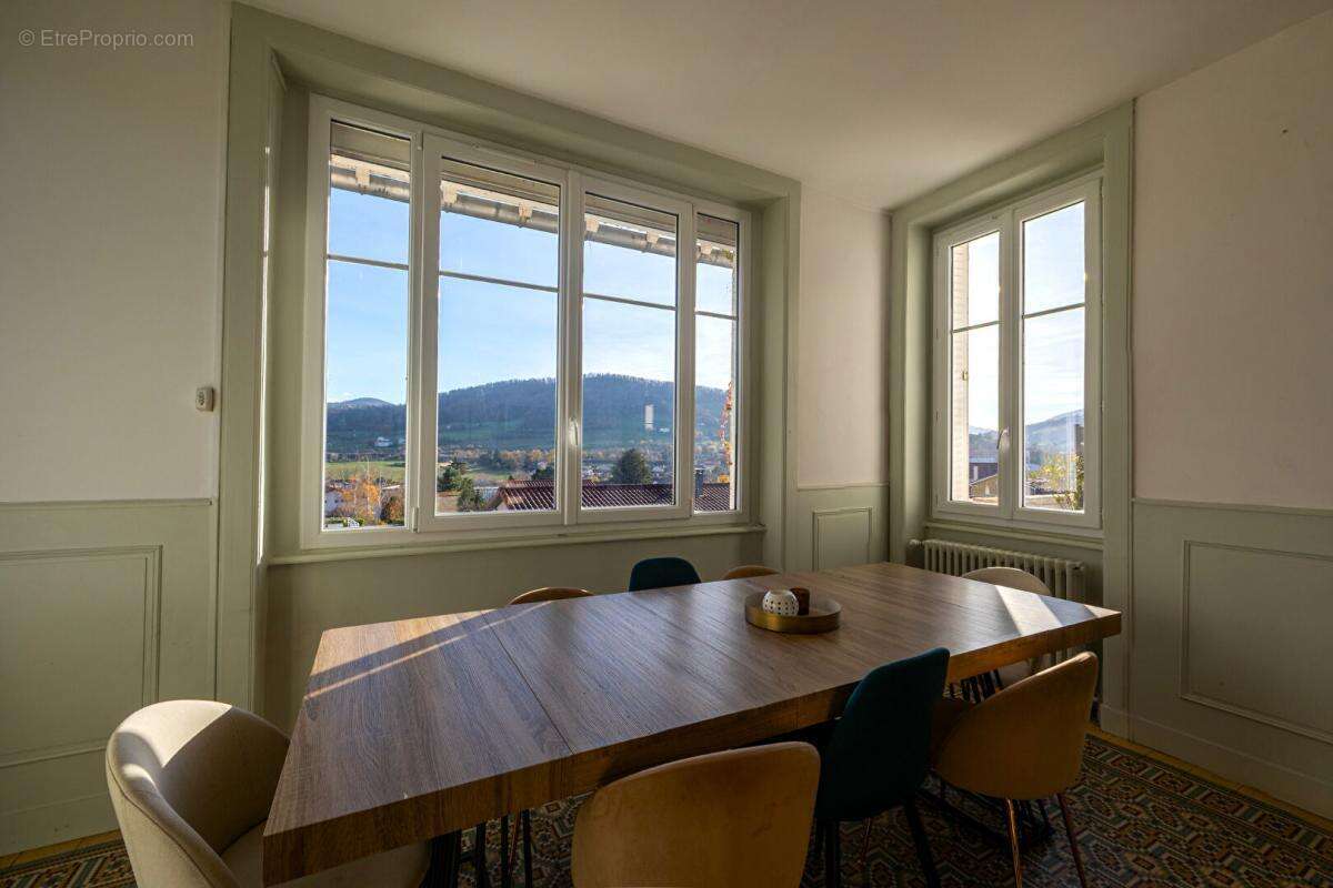 Maison à PONTCHARRA-SUR-TURDINE