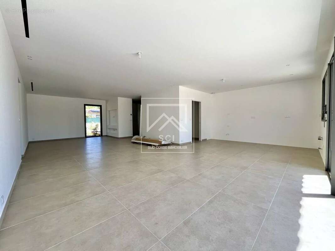 Maison à PORTO-VECCHIO