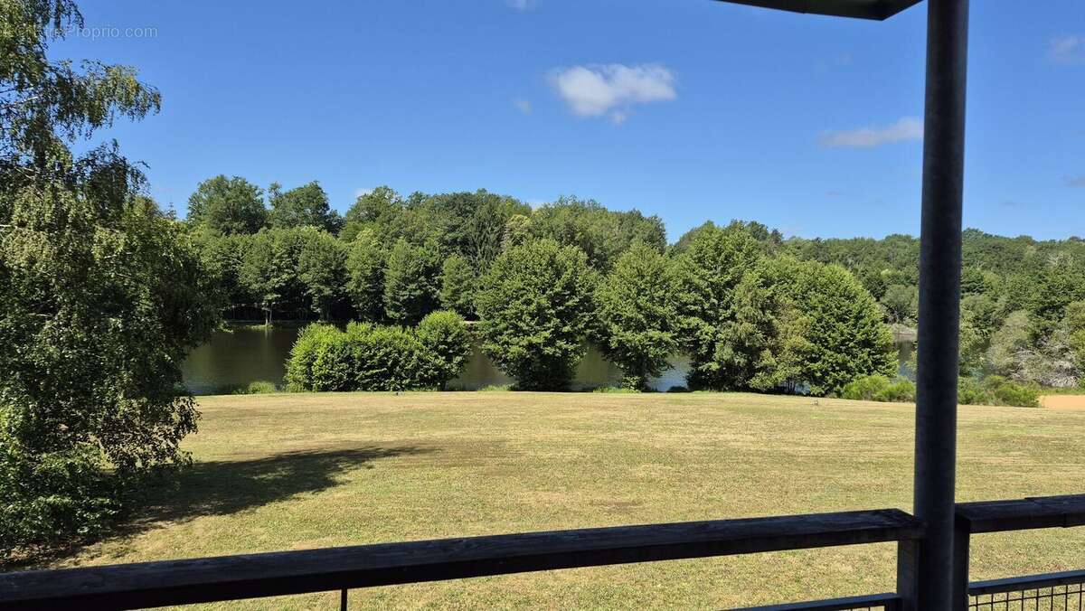 Maison 45 m² à Nontron  - photo 2