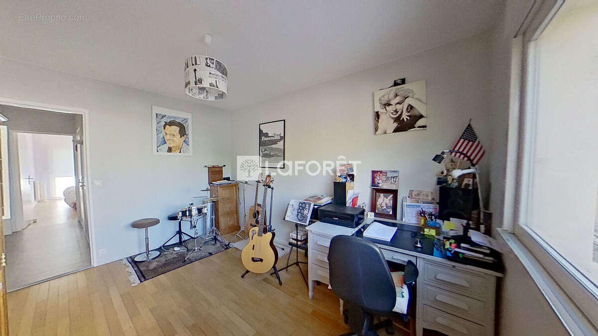 Appartement à LYON-8E