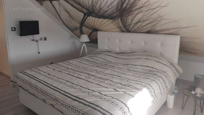 Maison à LA FEUILLIE