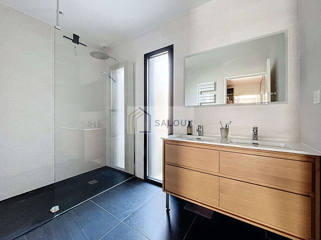 Vente maison contemporaine de 184m² - billiers - photo 13
