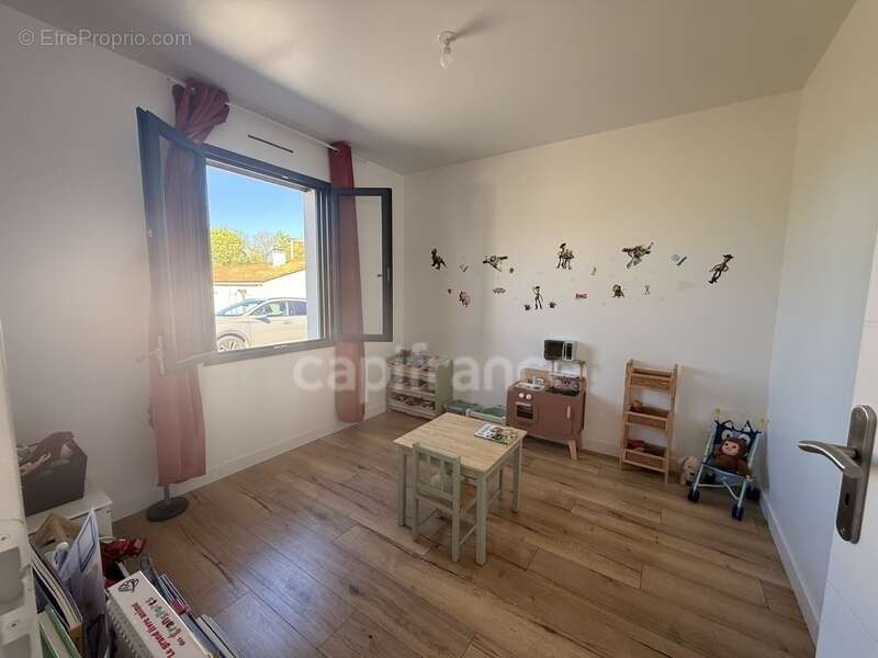 Plain Pied moderne 4 chambres Garage Jardin - Courant - photo 6