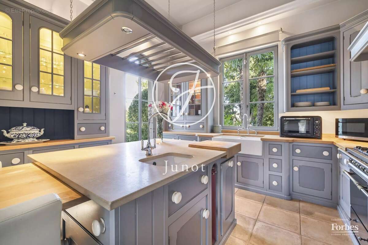 Maison à CROISSY-SUR-SEINE