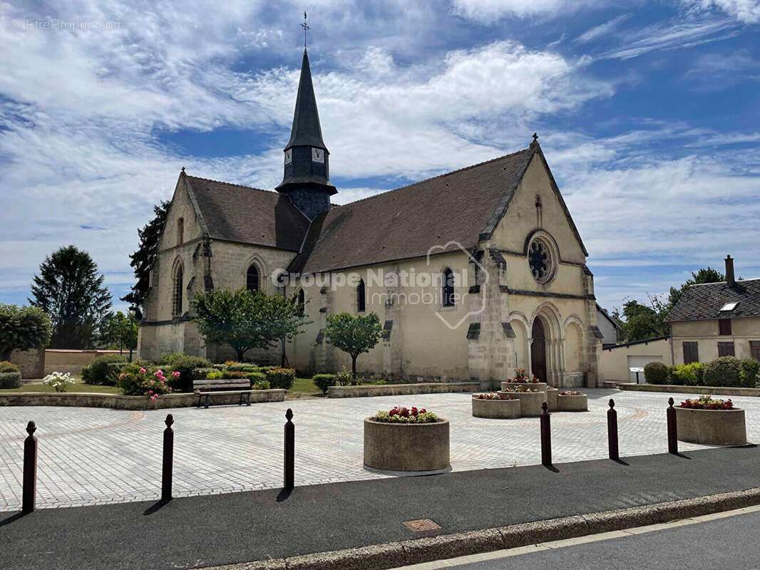 Maison à VILLENEUVE-LES-SABLONS
