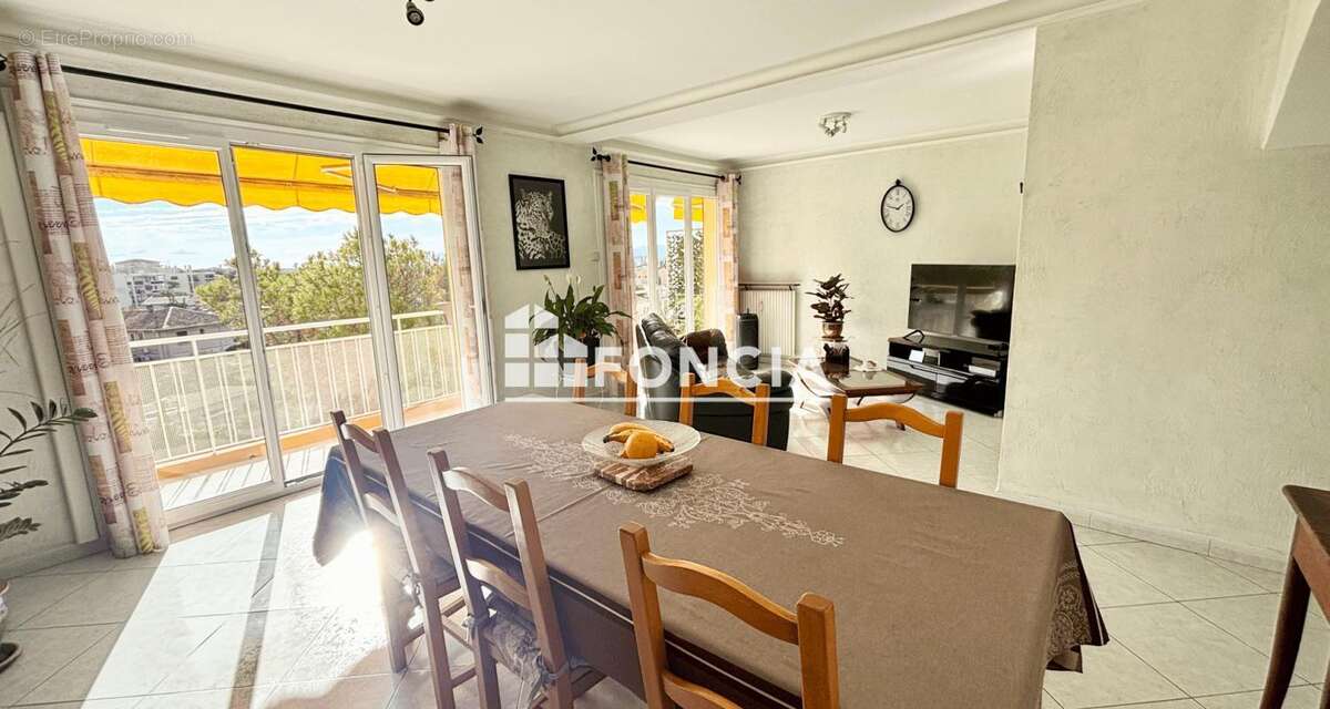 Appartement à SAINT-RAPHAEL