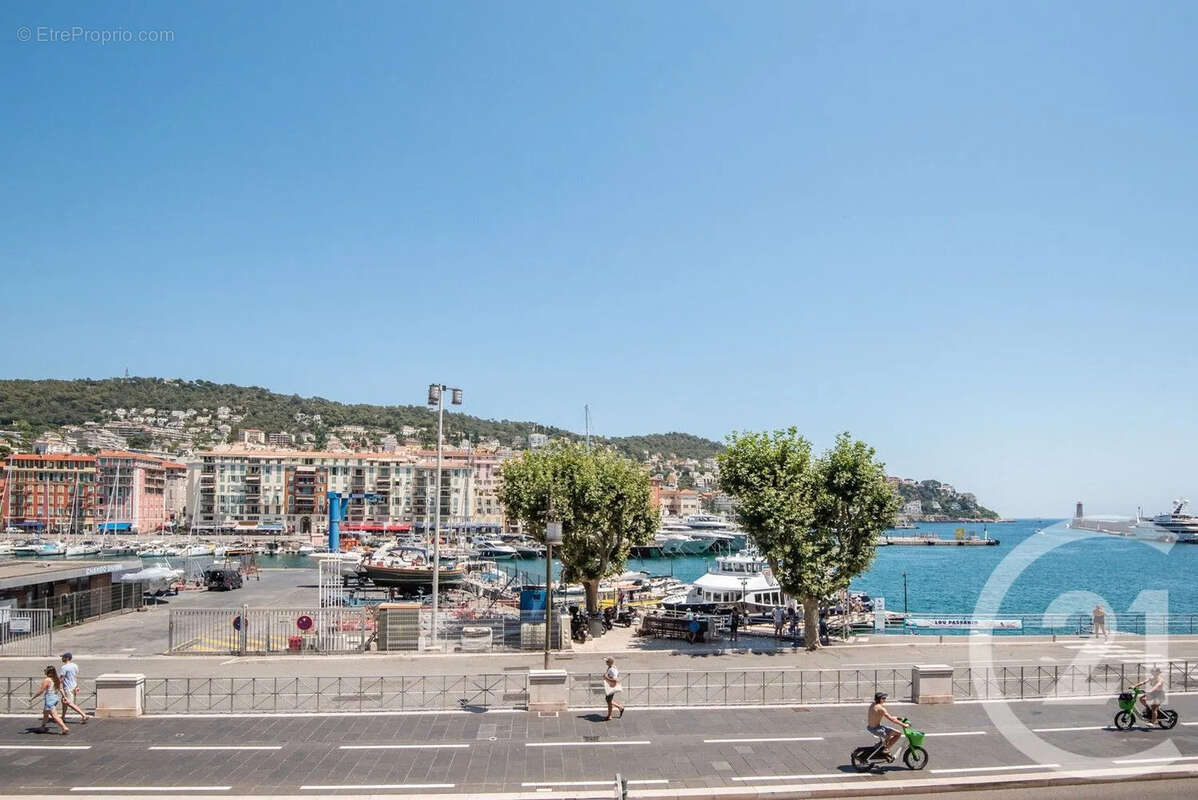 Appartement 80 m² à Nice  - photo 3