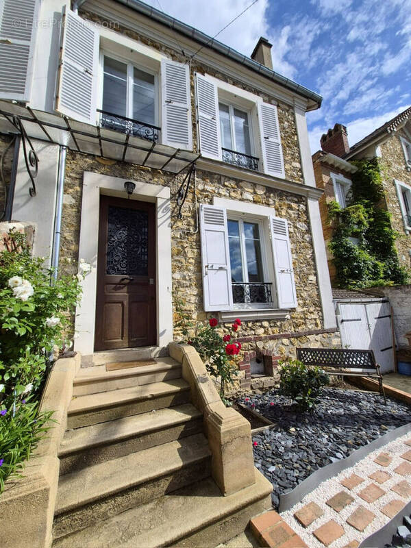 Maison à TAVERNY