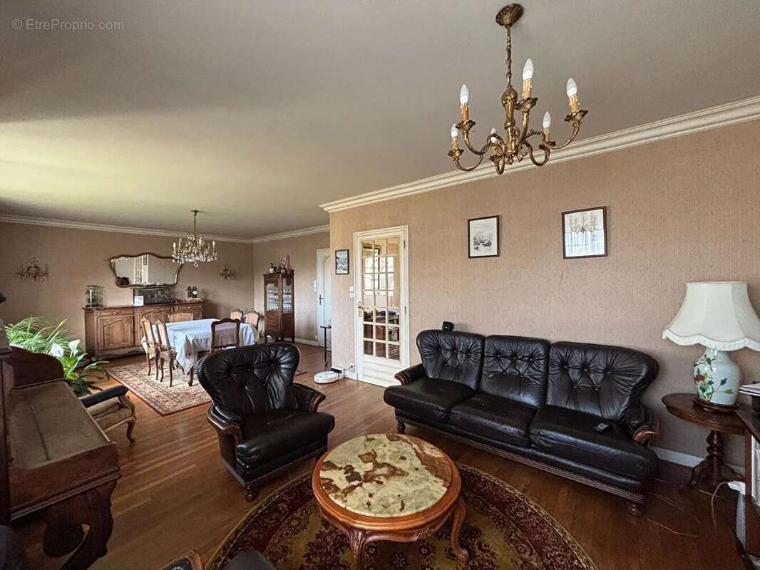 Maison à GUIPRONVEL