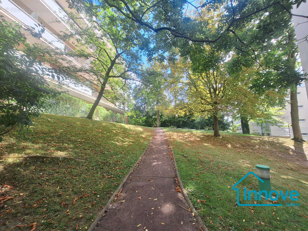 Appartement à VERSAILLES