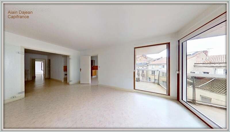 Appartement à vendre 3 pièces -91 M2 - Hypercentre AGEN (47)-3 ième étage avec ascenseur-Balcons - photo 2