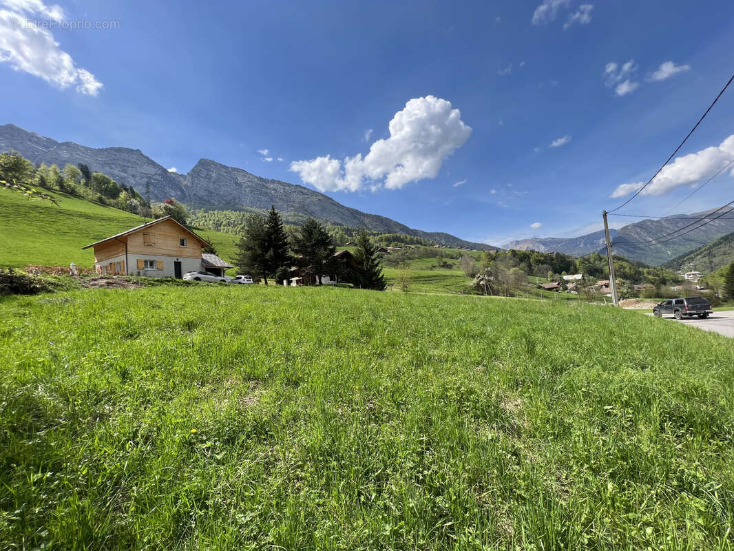 Terrain à LES CLEFS