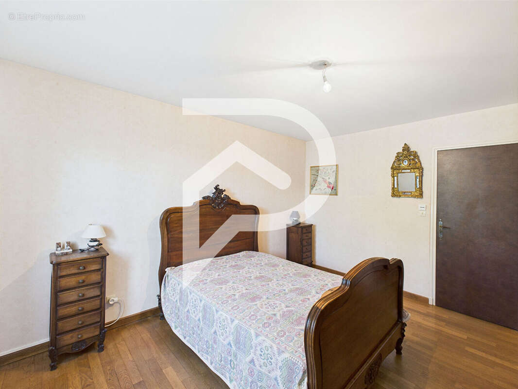 Maison à LIVRON-SUR-DROME