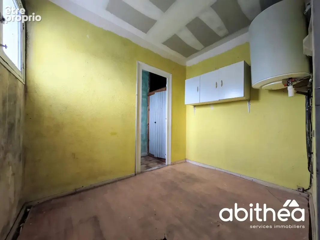 Maison de bourg 95 m2 à rénover - photo 4