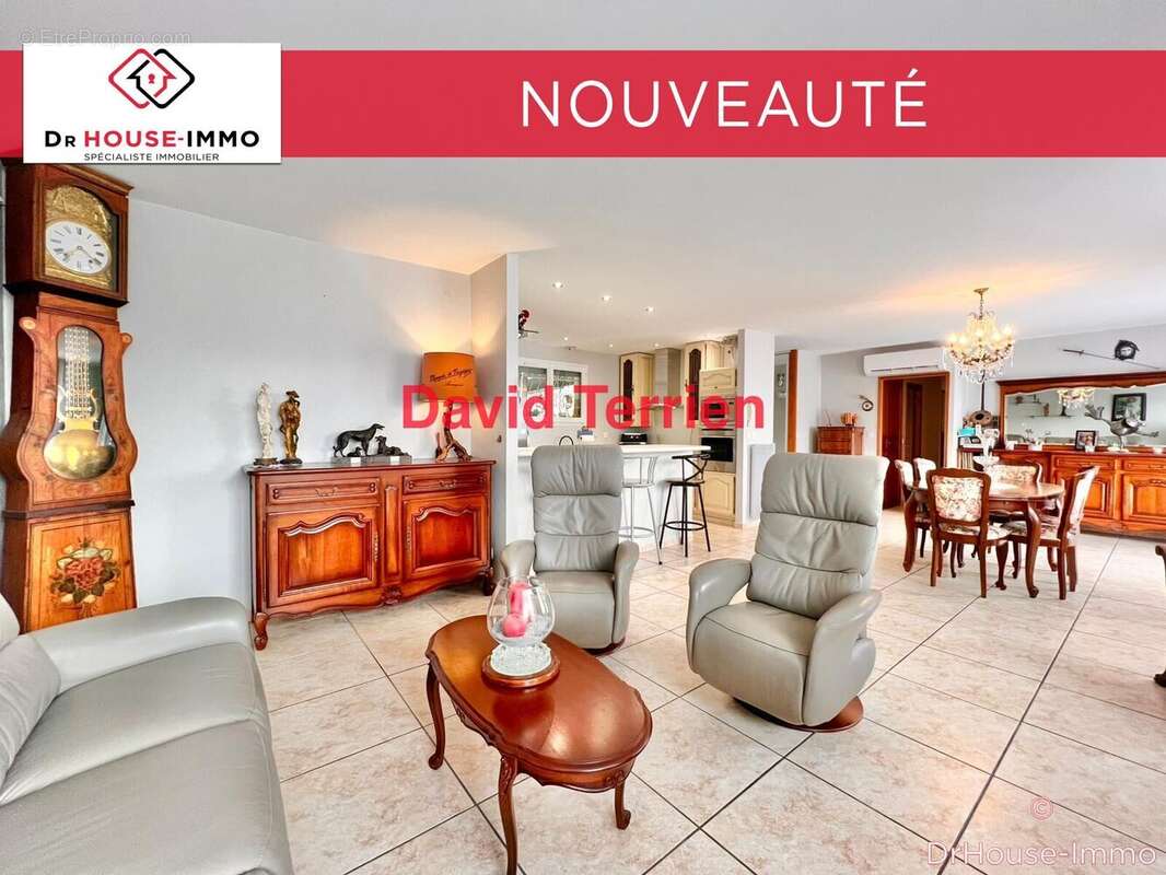 Maison à AMBARES-ET-LAGRAVE