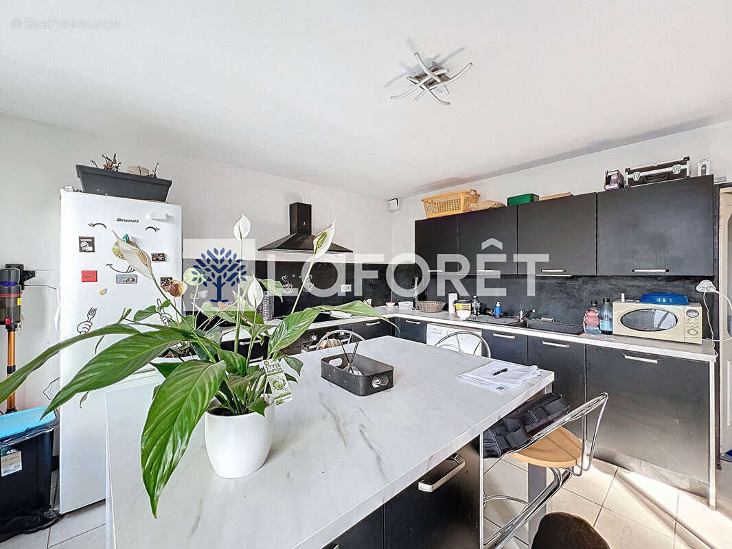 Maison à SAINT-LOUP-LAMAIRE