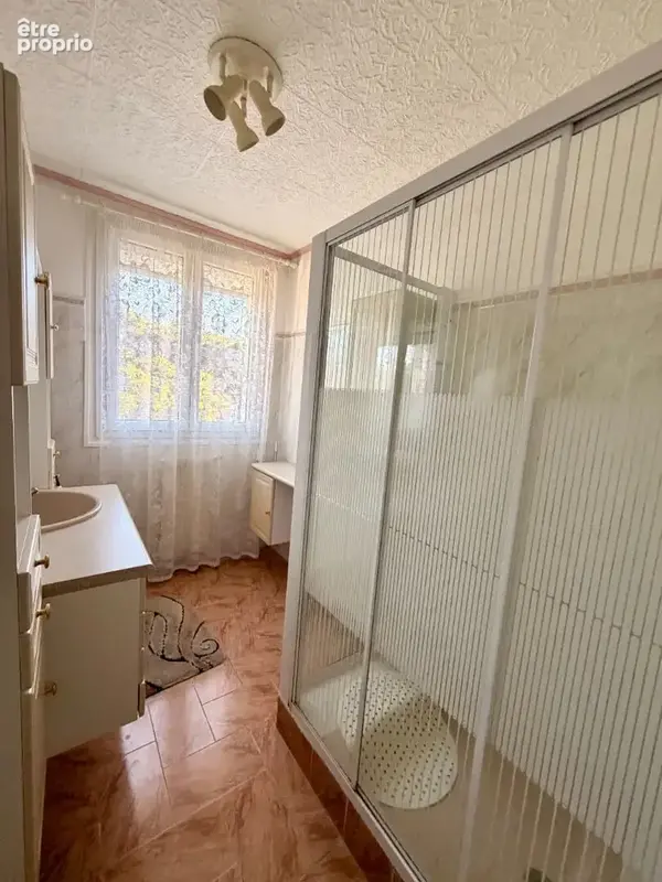 Appartement Martigues 5 pièce(s) 100 m2, calme, vue dégagée, parking - photo 11