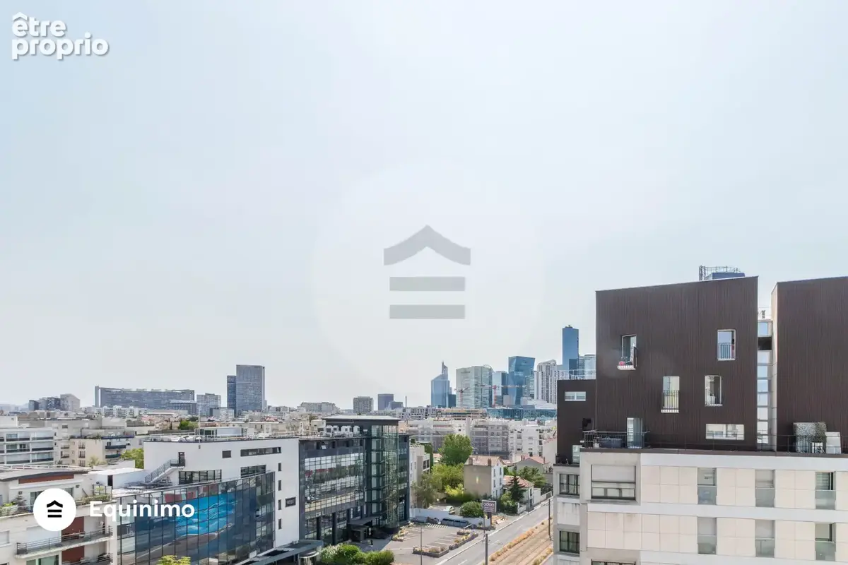 Appartement 5 pièces 4 chambres à 8 minutes à pied de La Défense, à 300m du T2 et à 800m de la gare de Courbev - photo 3