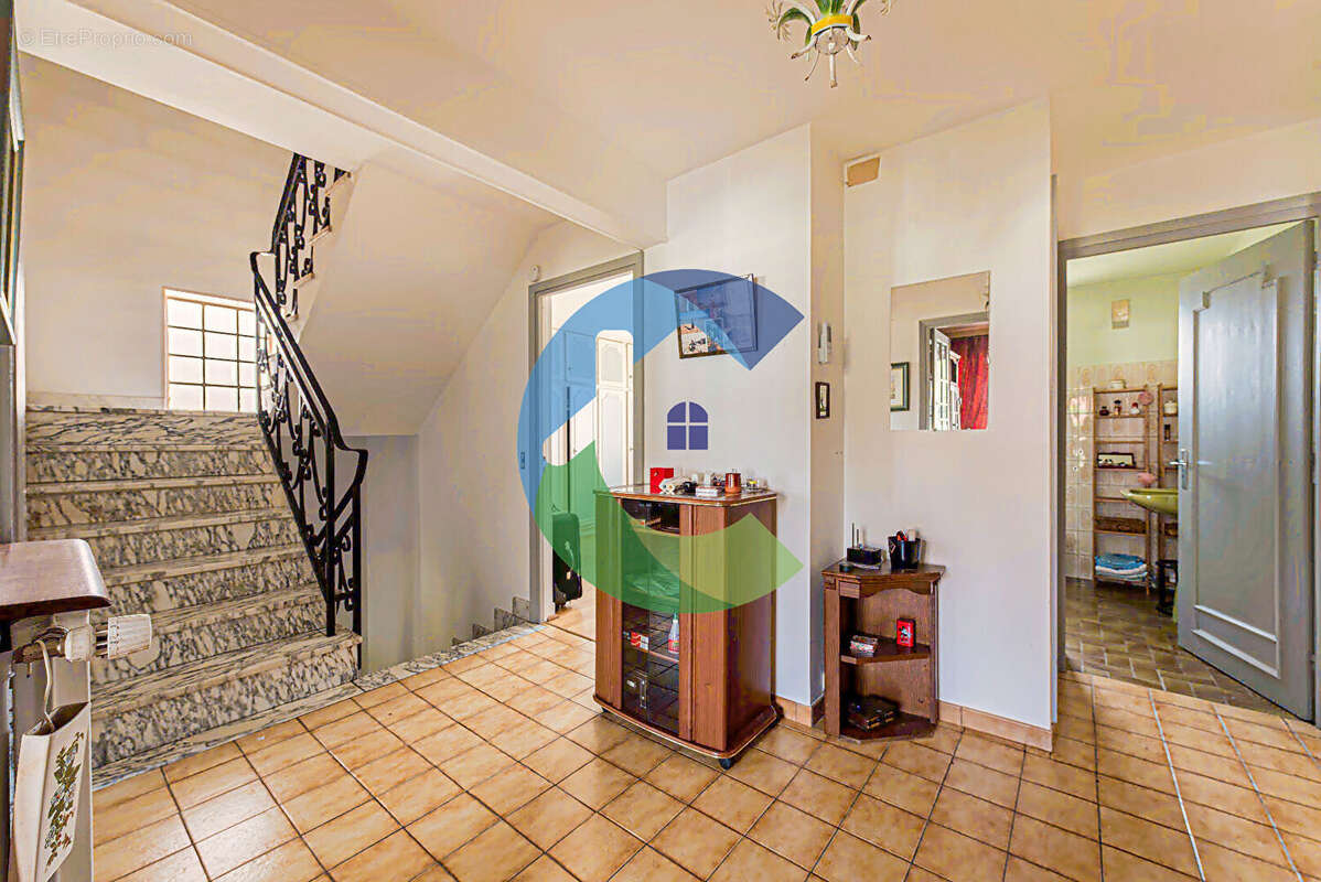 Maison à CHILLY-MAZARIN