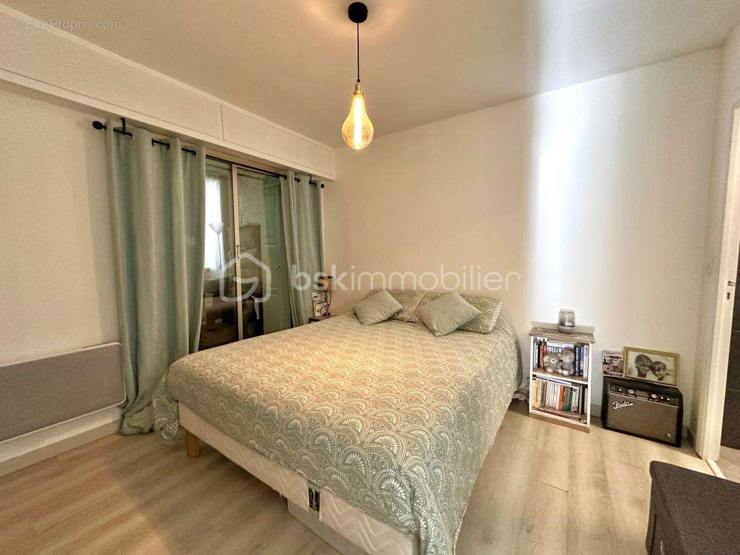 Appartement à VENCE