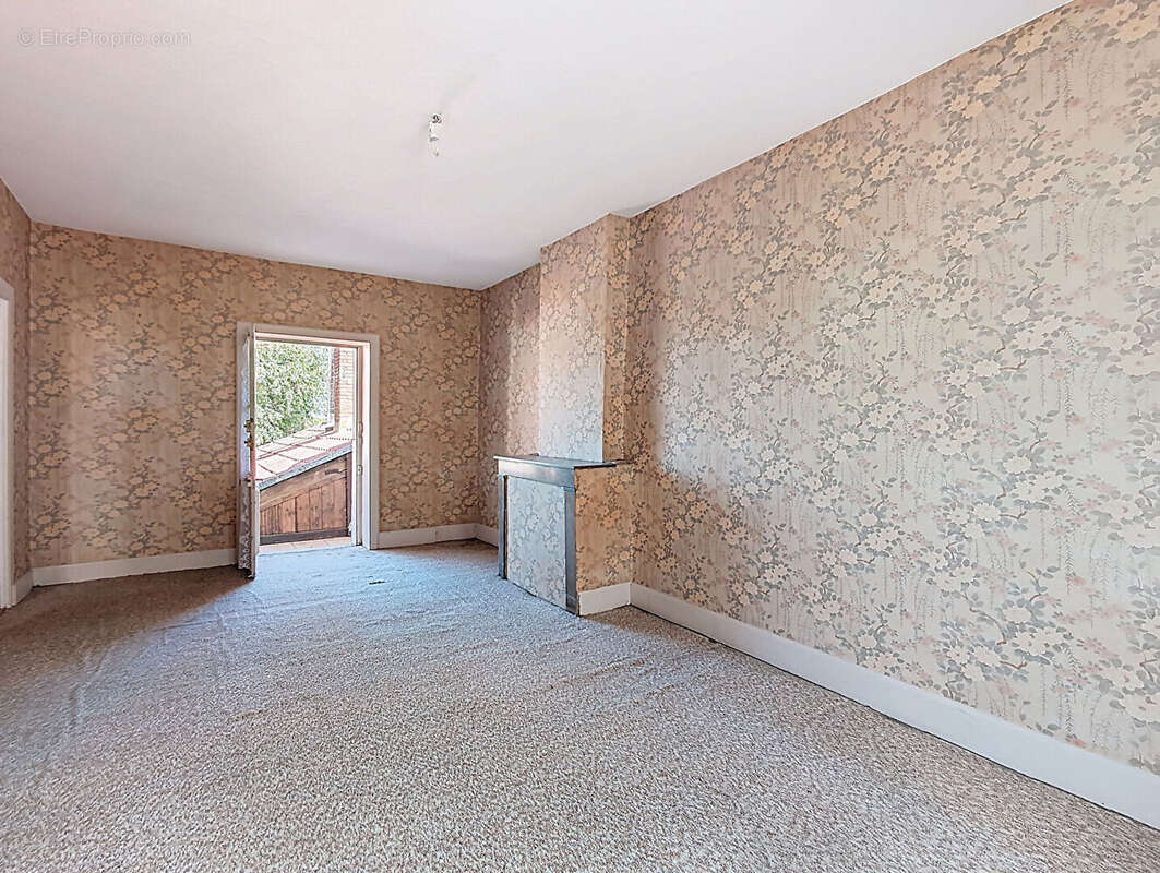 Maison à LE PERREON