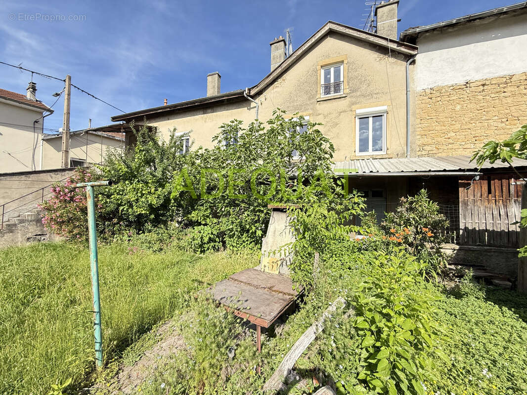 Maison à BOURGOIN-JALLIEU