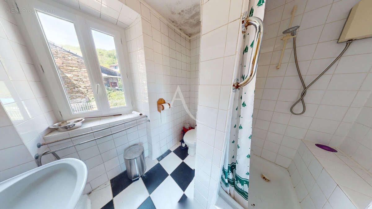 Maison à CUXAC-CABARDES