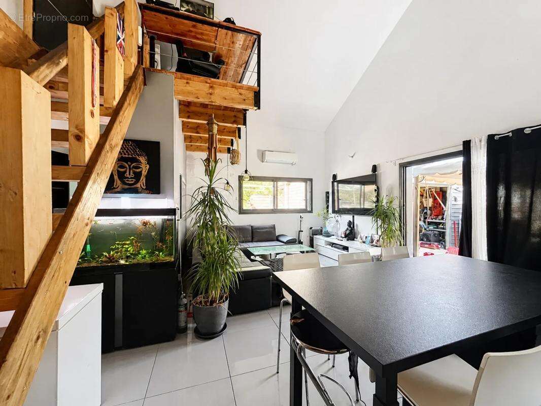 Ensemble immobilier - deux maisons louées sur un terrain 1 434m² - photo 3
