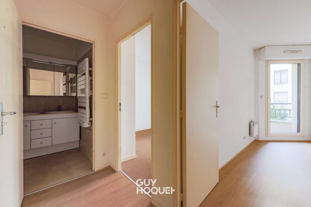 Appartement à ISSY-LES-MOULINEAUX