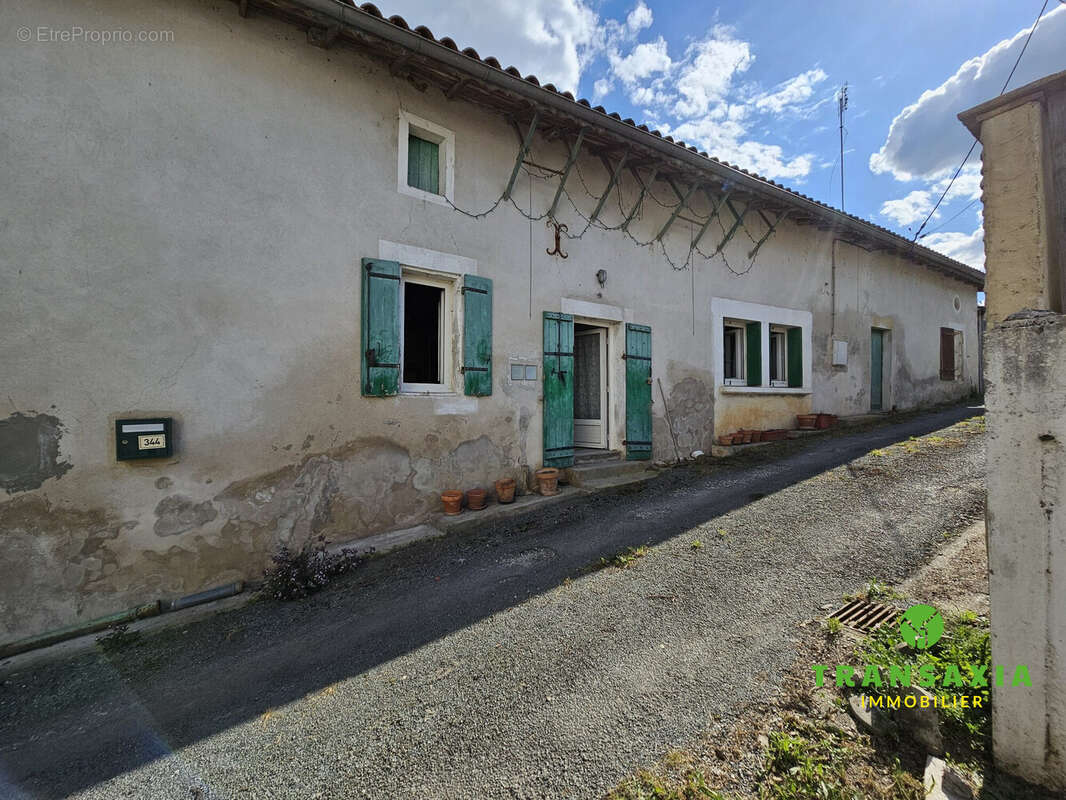 Maison à FONTET